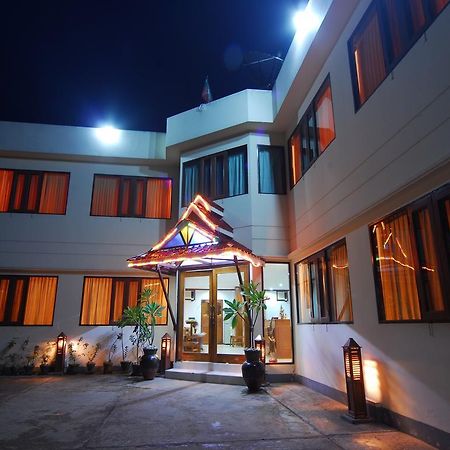 Amazing Kaytu Hotel Taungoo Exterior foto