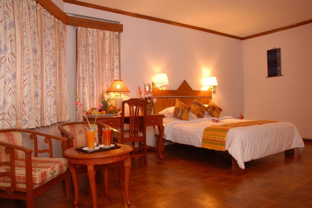 Amazing Kaytu Hotel Taungoo Exterior foto